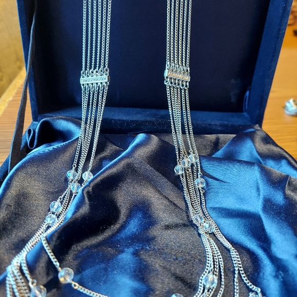 Necklace 15" w/6 Strands & Aurora Borelious Beads& Plates w/Faux Chip Diamonds. - Picture 2 of 9